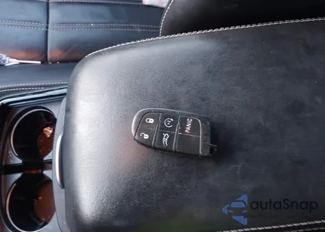 2016 Chrysler 300 300S z USA, uszkodzony, nr VIN 2C3CCAGG7GH270401